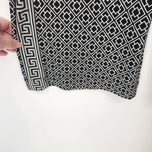 WHBM The Wide Leg Black White Geometric Print Matte Jersey Pants Women's M - Picture 6 of 7